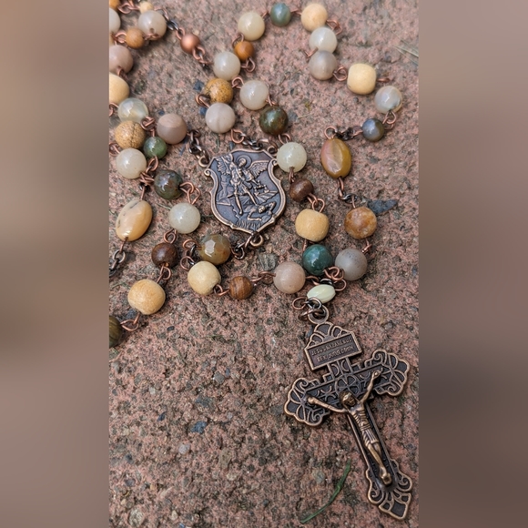 Unique Rosary - Picture 7 of 10